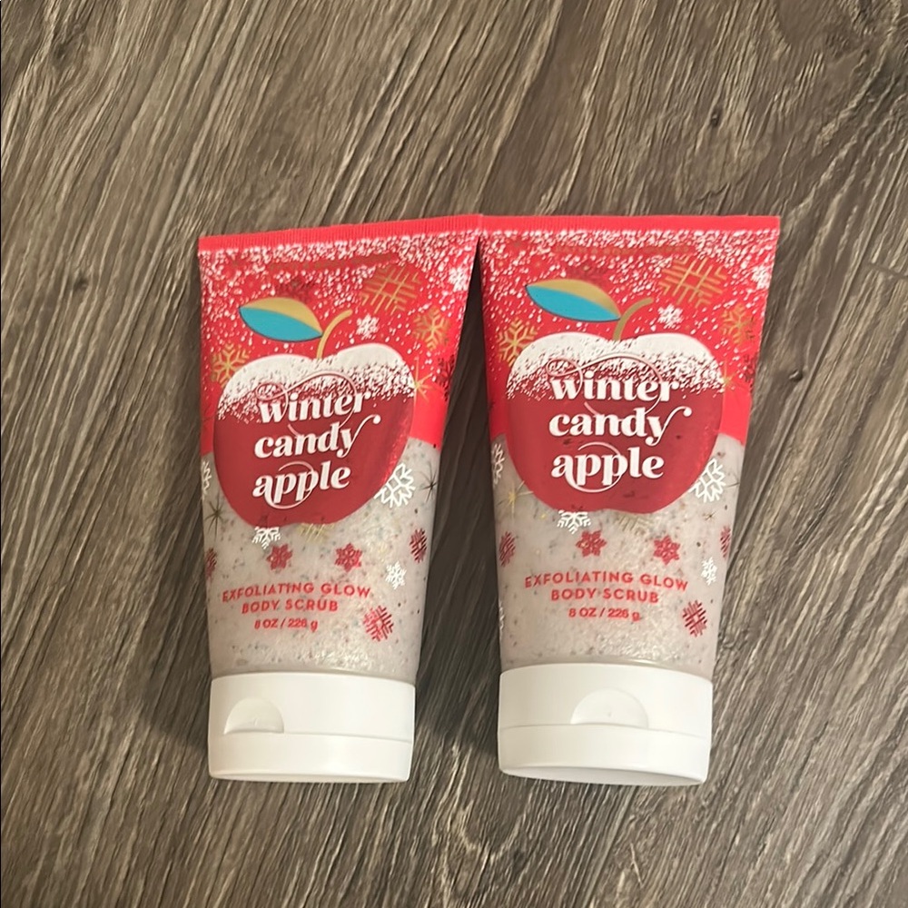 Bath & Body Works Winter Candy Apple Exfoliating Glow Body Scrub - Red